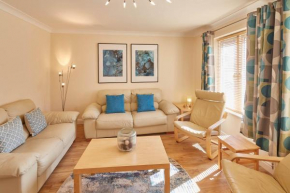 Host & Stay - The Scuttlebutt Townhouse